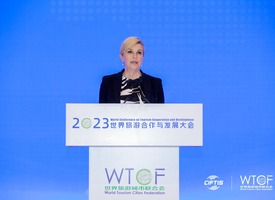 克罗地亚共和国前总统基塔罗维奇致辞