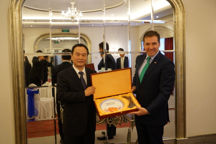 宋宇秘书长会见乌拉圭驻华大使