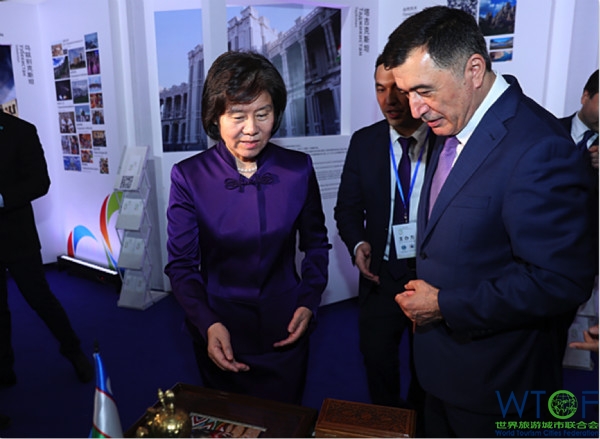 “上合日”招待会暨“上合国家——8个奇迹展”在京举行