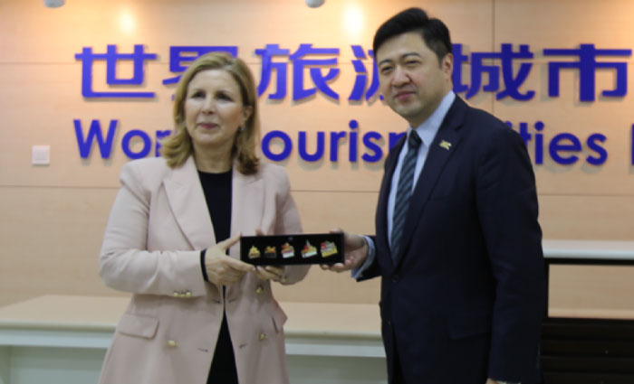 突尼斯国家旅游部长率团到访世界旅游城市联合会秘书处