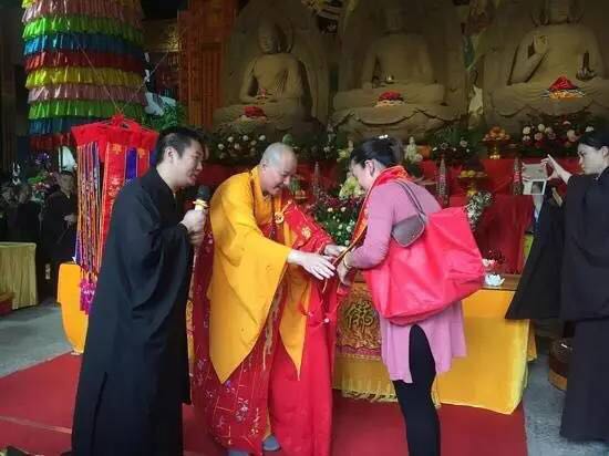 走进大足——峰会嘉宾感受重庆文化遗产之底蕴