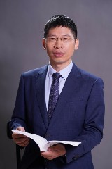 厉新建